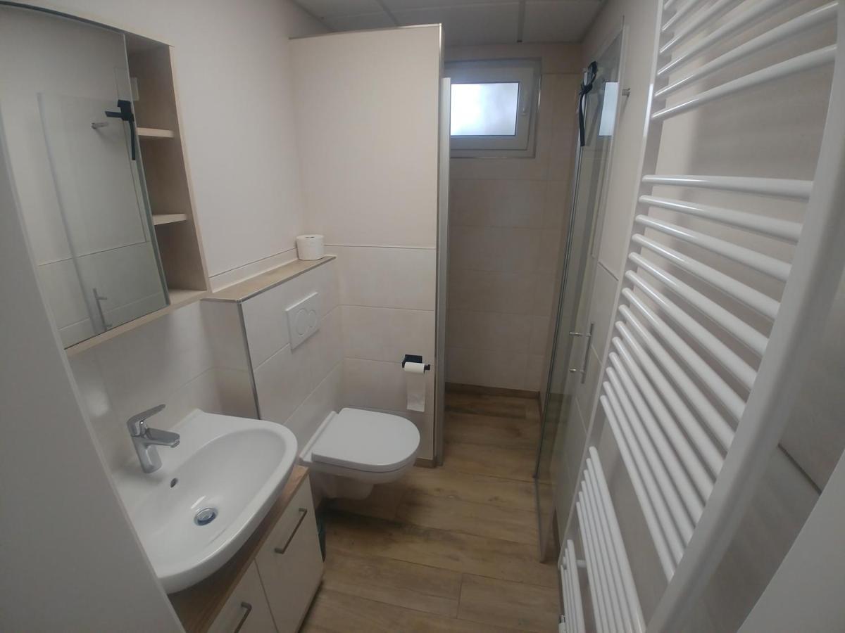 Monteur- Und Ferienwohnung Gemmer 52Qm Herold Extérieur photo