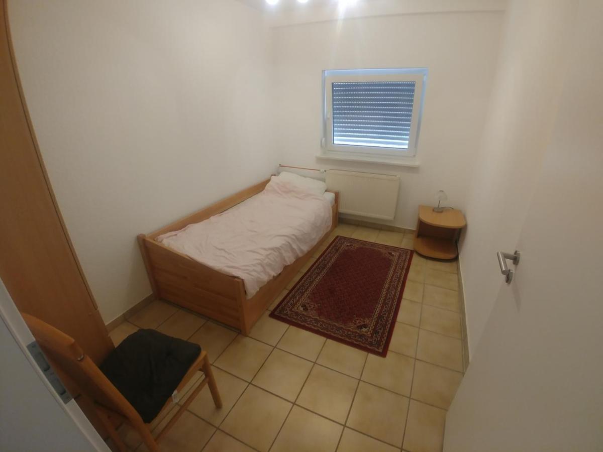 Monteur- Und Ferienwohnung Gemmer 52Qm Herold Extérieur photo